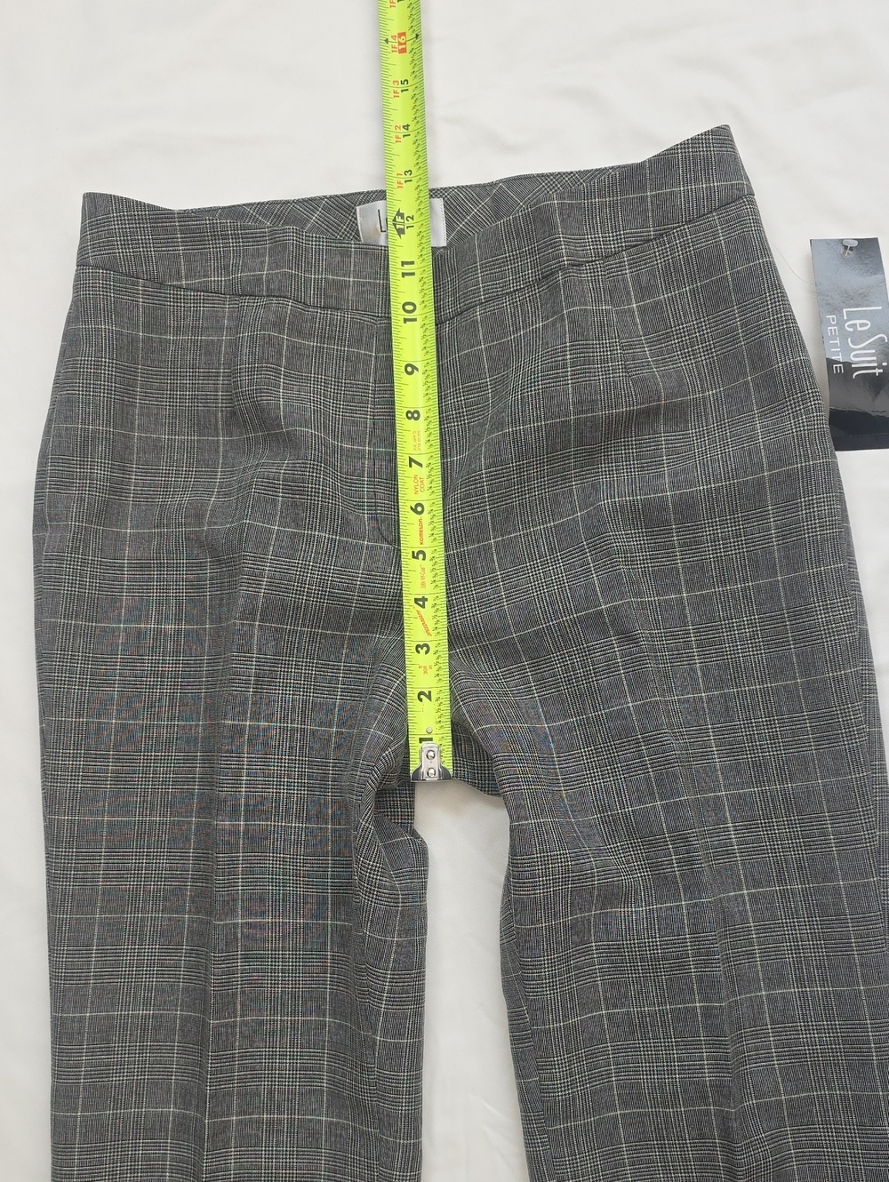 LE SUIT - Picture 6 of 11